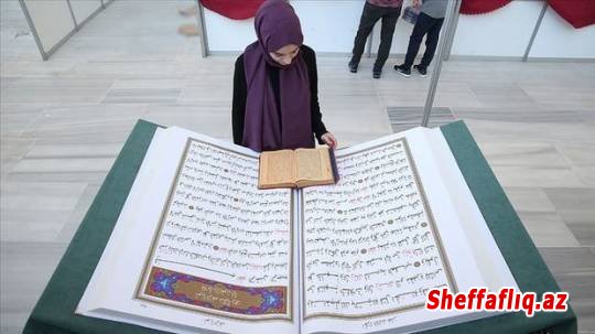 Dünyanın ən böyük “Quran”ı nümayiş olundu - FOTO