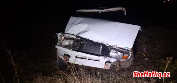 Şamaxıda  “VAZ-2107” markalı avtomobil aşdı, sürücü öldü - FOTO