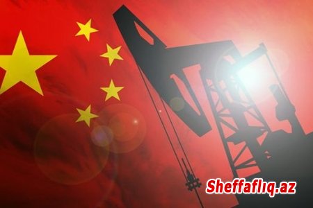 Çin neft bazarını “silib-süpürür”