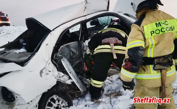 Rusiyada ağır yol qəzası nəticəsində səkkiz nəfər ölüb, üç nəfər yaralanıb