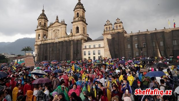 Kolumbiyada etirazlar səngimir: Ölənlərin sayı artdı