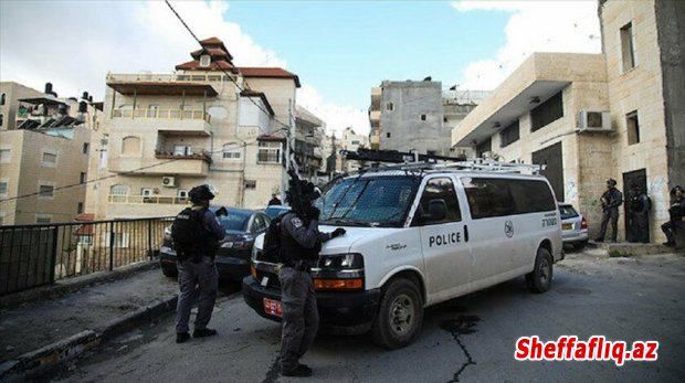 İsrail polisi Qüdsdə 10 yaşlı uşağı saxladı