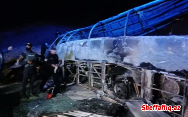 Türkiyədə avtobus yük avtomobili ilə toqquşub, 9 nəfər ölüb, 30 nəfər yaralanıb