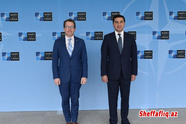 Hikmət Hacıyev NATO Baş katibinin köməkçisi ilə görüşüb - YENİLƏNİB + FOTO