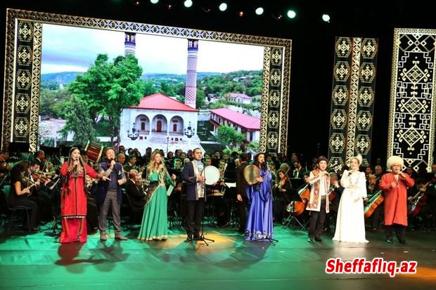Bakıda TÜRKSOY-un 30 illiyinə həsr olunmuş qala konsert keçirilib