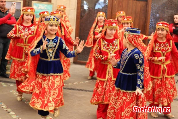 ABŞ-nin Los-Anceles şəhərində (Kaliforniya ştatı) uşaqlara Azərbaycanın milli rəqsləri öyrədiləcək.