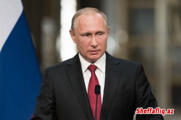 Putin Konstitusiyaya dəyişikliklərlə bağlı qanun layihəsini imzaladı