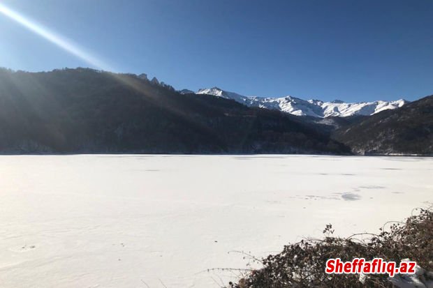 Azərbaycanda unikal hadisə: Göygöl mart ayında dondu