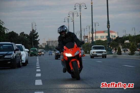 Abşeronda motosikletlə narkotik satan TUTULDU - VİDEO