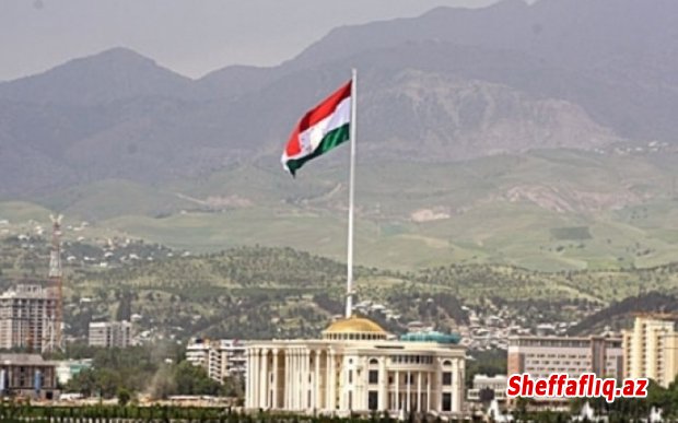Tacikistan Prezidenti iki naziri və vilayət başçısını dəyişib