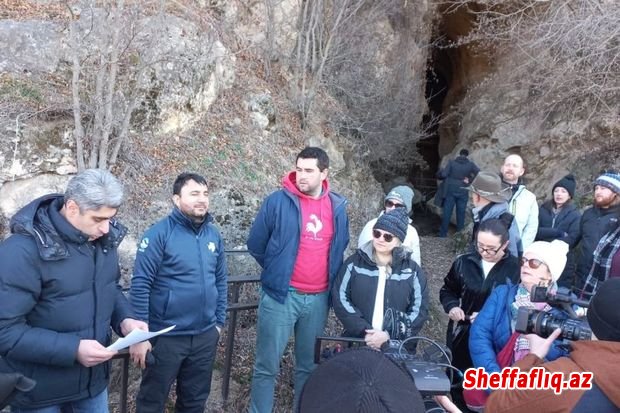 Beynəlxalq səyahətçilər qrupu Azıx mağarasında