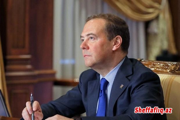 Medvedev G7-yə Ukrayna dilində cavab verdi - FOTO
