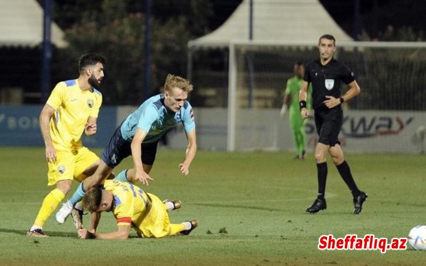 Futbol üzrə Azərbaycan Premyer Liqasında X tur davam edir.