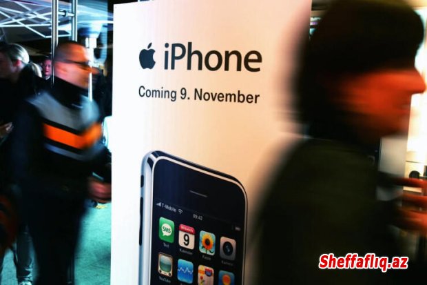 “Apple”a “iPhone” brendindən nəyi imtina etməsi məsləhət görüldü?