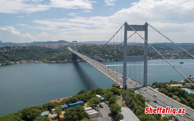 Türkiyədə İstanbul boğazı bağlanıb.