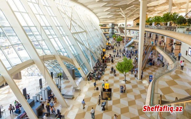 Bakı aeroportunda sərnişin axını 40 % artıb