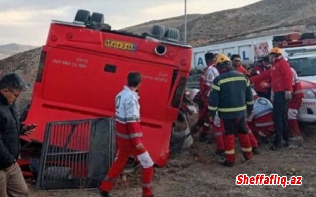 İranda avtobus qəzaya uğrayıb, 35 zəvvar ölüb