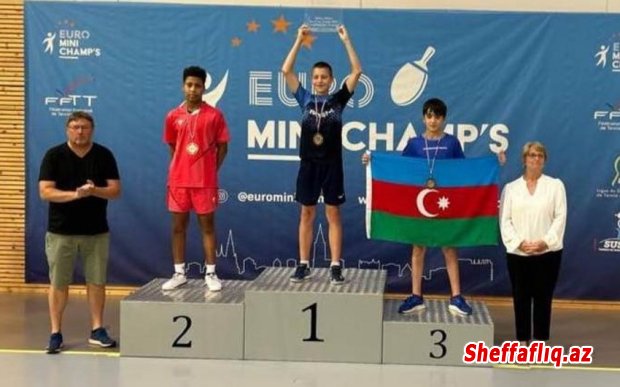 Azərbaycanın stolüstü tennisçisi Fransada bürünc medal qazanıb