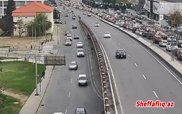 Bakıda tıxac olan yollar açıqlanıb - SİYAHI