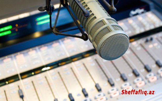 Azərbaycanda iki radionun açılması ilə bağlı müsabiqəyə sənəd qəbul başa çatıb Azərbaycanda iki radionun açılması ilə bağlı müsabiqəyə sənəd qəbul başa çatıb