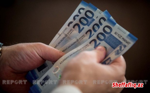 İşə düzəltmək adı ilə vətəndaşların 17 min manatını ələ keçirməkdə təqsirləndirilən şəxs həbs olunub İşə düzəltmək adı ilə vətəndaşların 17 min manatını ələ keçirməkdə təqsirləndirilən şəxs həbs olunub