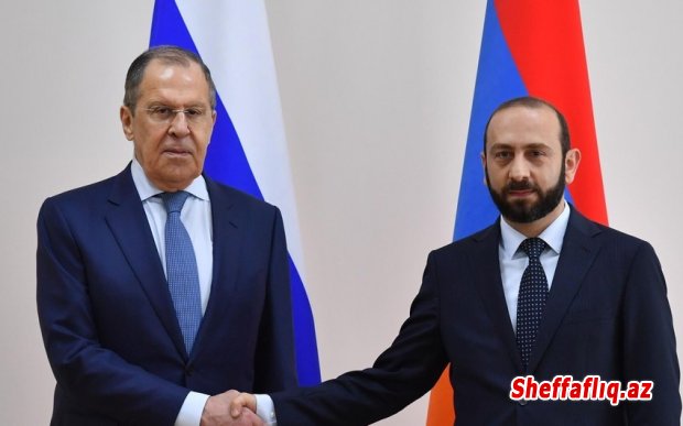 Rusiyanın xarici işlər naziri Sergey Lavrov ermənistanlı həmkarı Ararat Mirzoyanla regional gündəliyi müzakirə edib. Rusiyanın xarici işlər naziri Sergey Lavrov ermənistanlı həmkarı Ararat Mirzoyanla regional gündəliyi müzakirə edib.