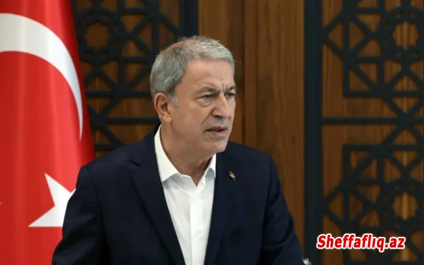 Hulusi Akar: 44 günlük müharibədən sonra şanlı Azərbaycan bayrağı Şuşada, Qarabağda şərəflə dalğalanır. Hulusi Akar: 44 günlük müharibədən sonra şanlı Azərbaycan bayrağı Şuşada, Qarabağda şərəflə dalğalanır.