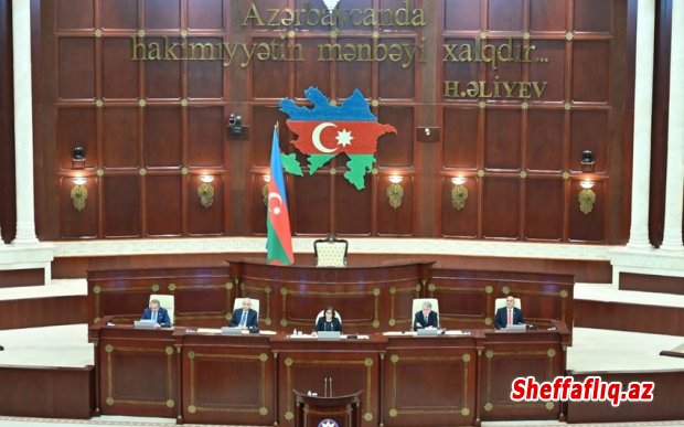 Milli Məclisin plenar iclası başlayıb Milli Məclisin plenar iclası başlayıb