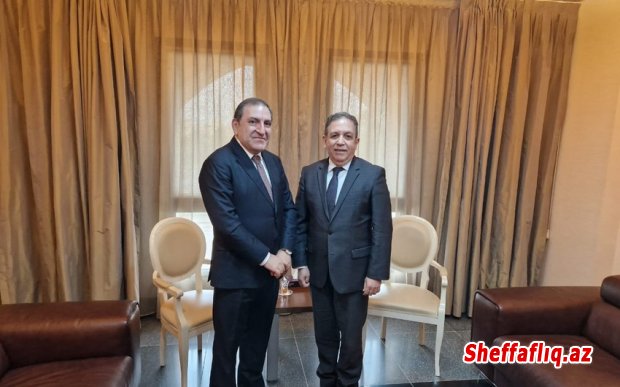 Azərbaycan səfiri Əlcəzair XİN-in idarə rəhbəri ilə görüşüb
