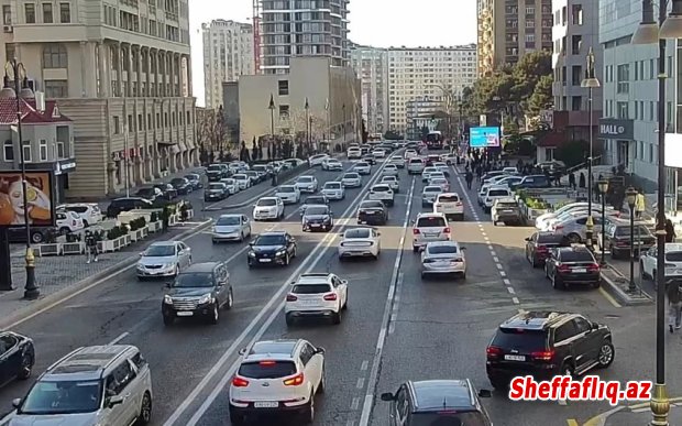 Bakıda 18 istiqamətdə sıxlıq müşahidə olunur