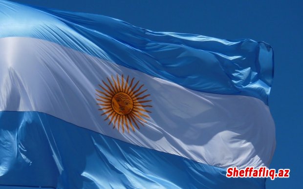 Argentina fiziki şəxslər üçün valyuta məhdudiyyətlərini aradan qaldırır
