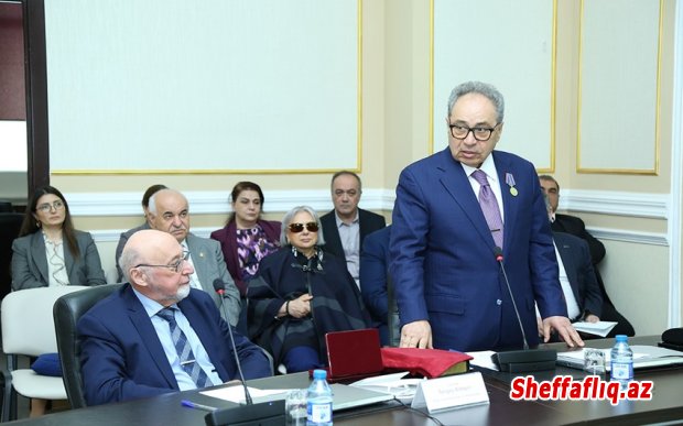 Abel Məhərrəmov “Rusiya Elmlər Akademiyasının 300 illiyi” yubiley medalı ilə təltif olunub Abel Məhərrəmov “Rusiya Elmlər Akademiyasının 300 illiyi” yubiley medalı ilə təltif olunub