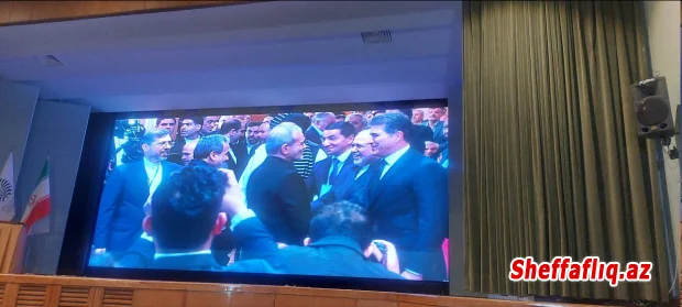 Hikmət Hacıyev Tehranda forumda iştirak edir Hikmət Hacıyev Tehranda forumda iştirak edir