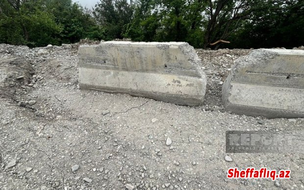 Ağsu aşırımında çətinliklər yaranıb, davamlı yağışlar torpaq sürüşməsi riskini artırıb Ağsu aşırımında çətinliklər yaranıb, davamlı yağışlar torpaq sürüşməsi riskini artırıb