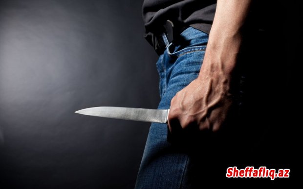 Sumqayıtda naməlum şəxs iki nəfəri bıçaqlayıb. Sumqayıtda naməlum şəxs iki nəfəri bıçaqlayıb.