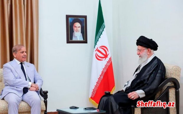 Pakistan Baş naziri İranda Xamenei ilə görüşüb Pakistan Baş naziri İranda Xamenei ilə görüşüb