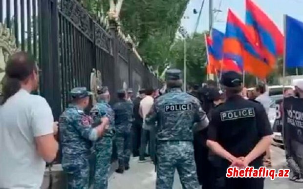 İrəvanda Matviyenkonun səfərinə qarşı etiraz aksiyası keçirilib