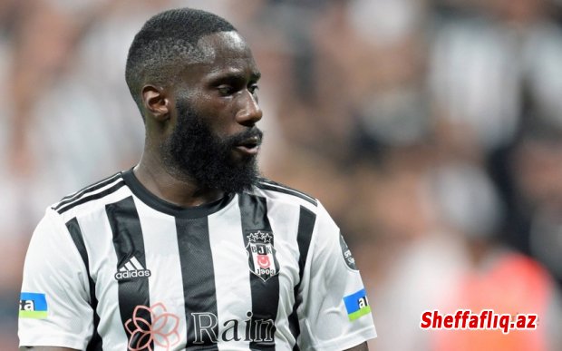 "Beşiktaş" Artur Masuaku ilə yolları ayırıb "Beşiktaş" Artur Masuaku ilə yolları ayırıb