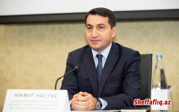 Hikmət Hacıyev: Azərbaycan özünü sanksiyalar altında olan qonşularına qarşı mümkün ssenarilərə hazırlayıb