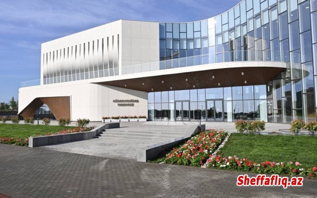 Xarici diplomatlar və hərbi attaşelər Ağdamda Muğam mərkəzində olublar Xarici diplomatlar və hərbi attaşelər Ağdamda Muğam mərkəzində olublar