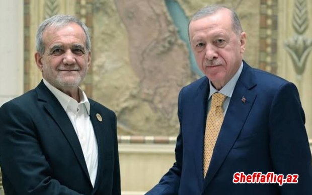 Ərdoğanla Pezeşkian regional və qlobal məsələləri müzakirə edib