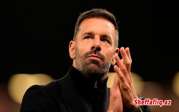 Rud van Nistelroy İngiltərə klubundan ayrılıb Rud van Nistelroy İngiltərə klubundan ayrılıb