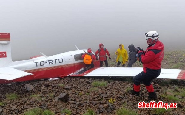 Türkiyədə qəzaya uğrayan təyyarədə pilot ölüb, sərnişin sağ qalıb Türkiyədə qəzaya uğrayan təyyarədə pilot ölüb, sərnişin sağ qalıb