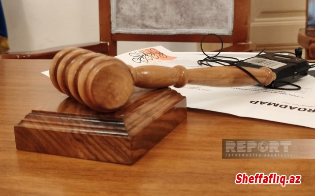 Bakıda qətl törədən məktəbliyə hökm oxunub