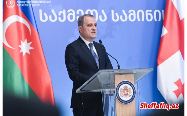 Ceyhun Bayramov gürcü həmkarına: Ermənistan konstitusiyasında Azərbaycana qarşı ərazi iddiaları sülh sazişinin imzalanması üçün maneədir Ceyhun Bayramov gürcü həmkarına: Ermənistan konstitusiyasında Azərbaycana qarşı ərazi iddiaları sülh sazişinin imzalanması üçün maneədir
