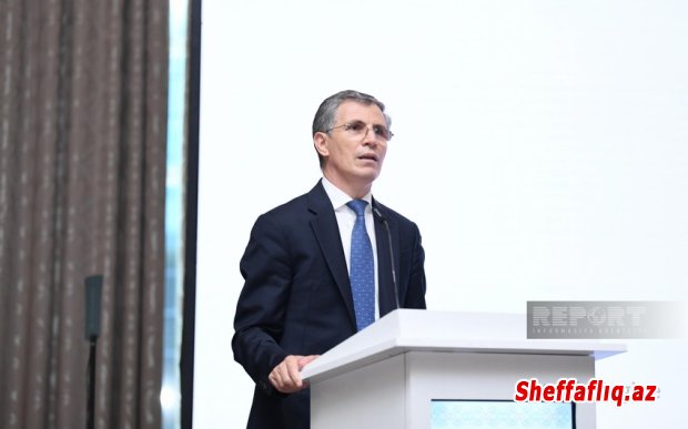 Zahid Oruc: Rəsmi Kreml anti-rusiyaçılığı təşviq edən xətdən imtina etməlidir, yoxsa proseslər əks nəticə verəcək Zahid Oruc: Rəsmi Kreml anti-rusiyaçılığı təşviq edən xətdən imtina etməlidir, yoxsa proseslər əks nəticə verəcək
