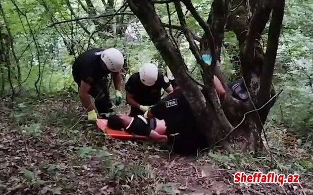 Qəbələdə mürəkkəb relyefli dağlıq-meşəlik ərazidə yıxılan şəxs xilas edilib Qəbələdə mürəkkəb relyefli dağlıq-meşəlik ərazidə yıxılan şəxs xilas edilib
