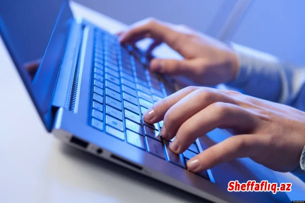 Yeni tədris ili əlaqəli məktəblərdə şagirdlərin istifadəsi üçün 40 minə yaxın kompüter verilib
