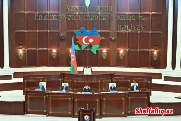 Milli Məclisin növbəti plenar iclası başlayıb, gündəlikdə 17 məsələ var Milli Məclisin növbəti plenar iclası başlayıb, gündəlikdə 17 məsələ var