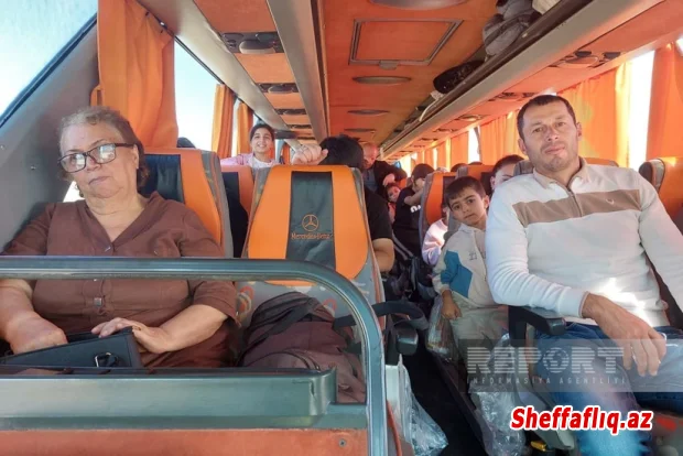 Xocalının Təzəbinə kəndinə növbəti köç karvanı yola salınıb Xocalının Təzəbinə kəndinə növbəti köç karvanı yola salınıb